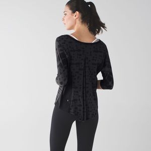 lululemon black yoga flow long sleeve tee